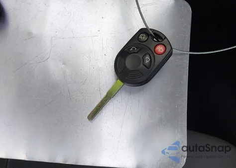 2016 Ford Focus S z USA, uszkodzony, nr VIN 1FADP3E28GL378042